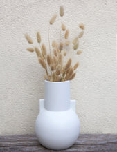 Load image into Gallery viewer, Matt White Vase