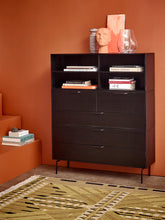 Load image into Gallery viewer, Glass Bum Vase