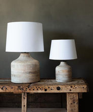 Load image into Gallery viewer, Vara Table Lamp - small